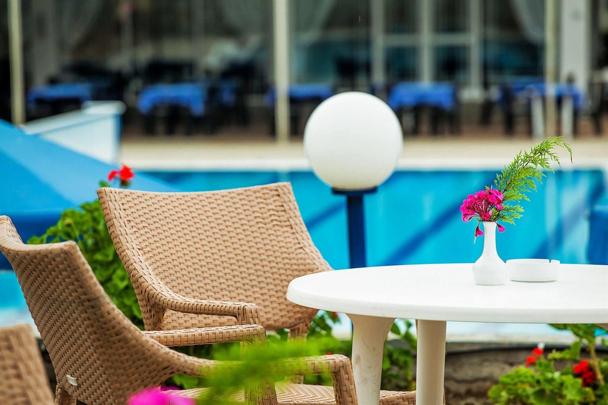 Xenios Port Marina Hotel Pefkochori Dış mekan fotoğraf